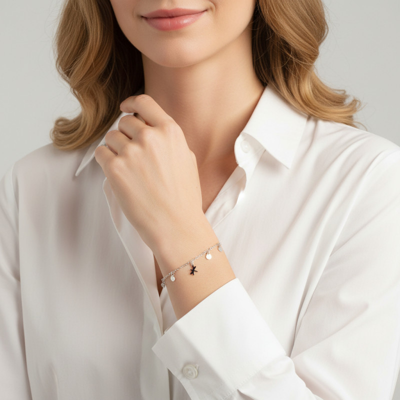 Bracelet Argent Libellule et Trèfle à 4 feuilles porté