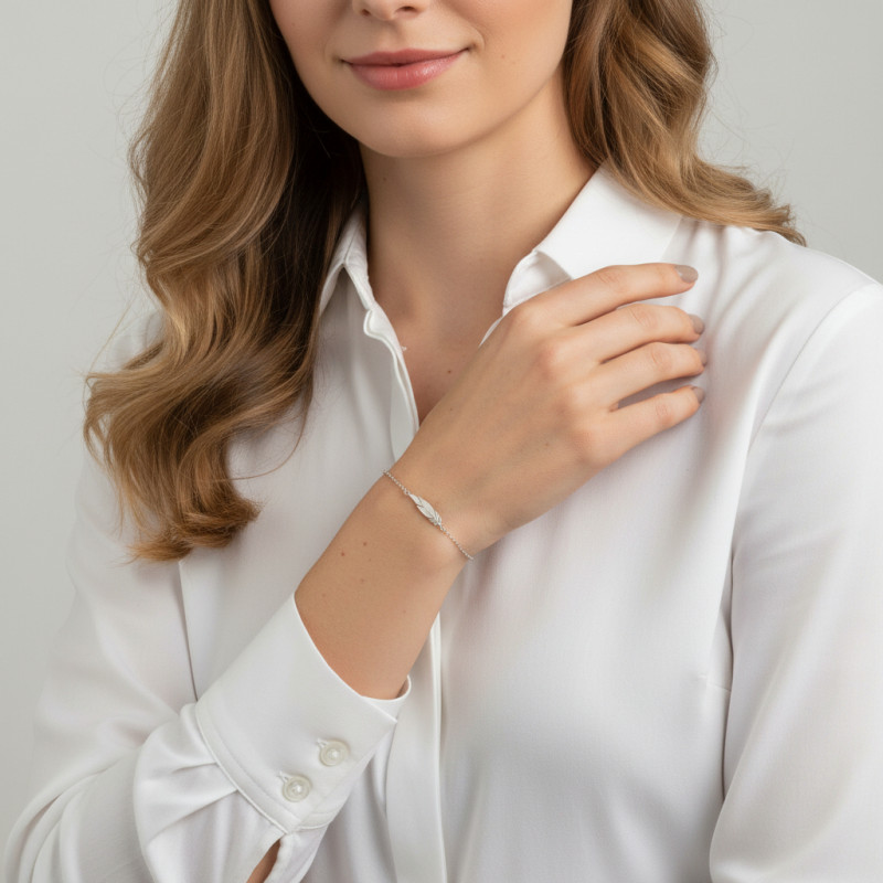 Bracelet argent rhodié plume porté