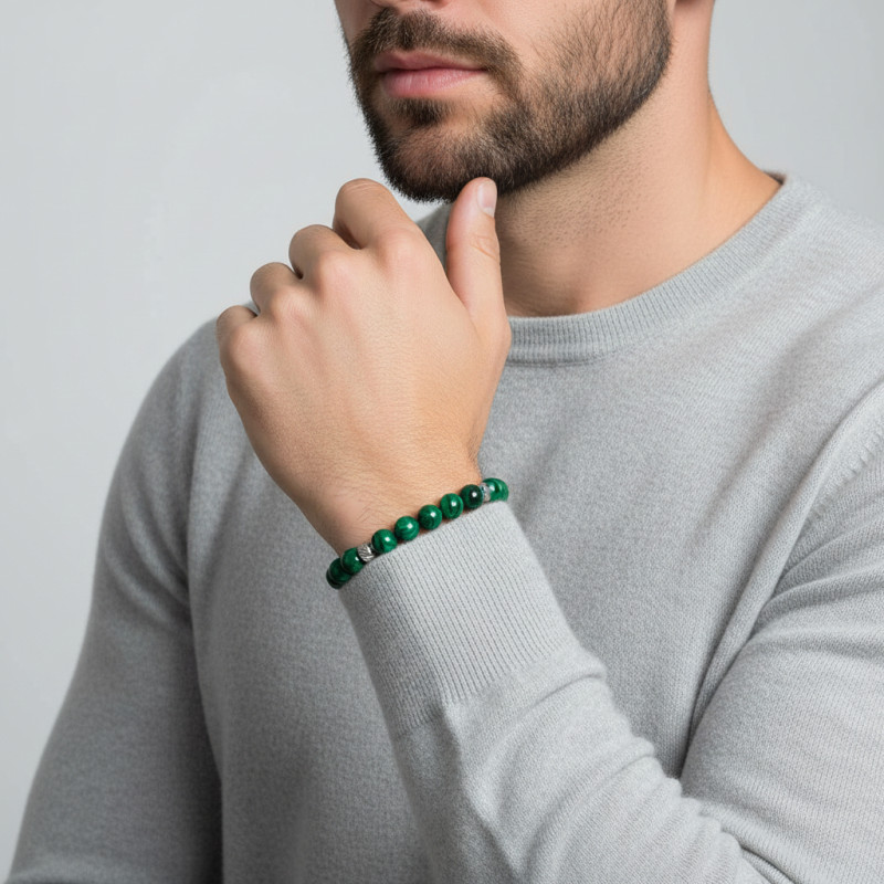 Bracelet Homme Malachite 8mm et billes striées en acier porté