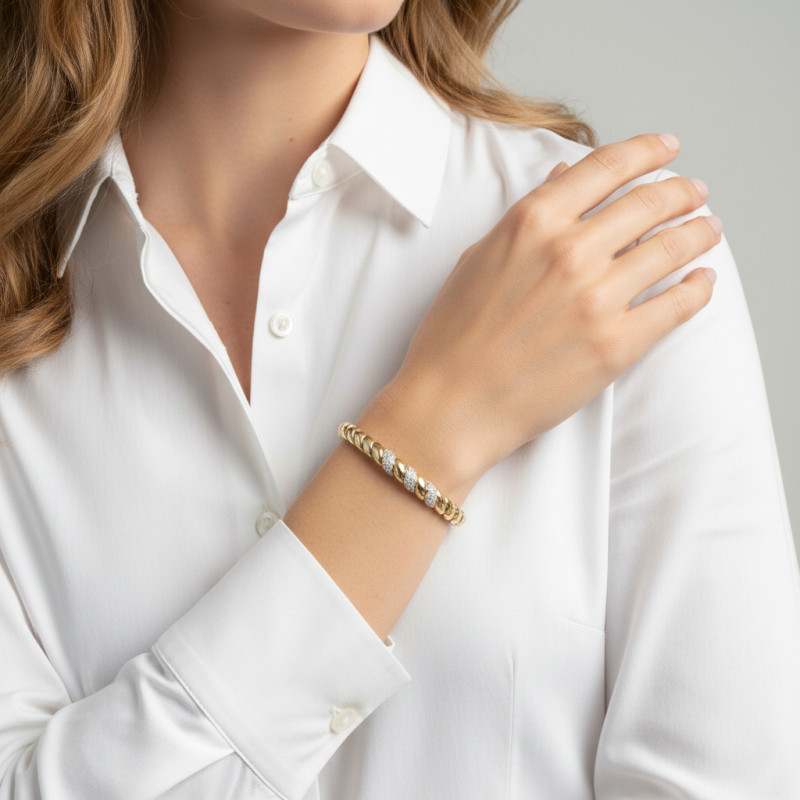 Bracelet Jonc Argent Doré Oxydes de zirconium 8,4mm porté