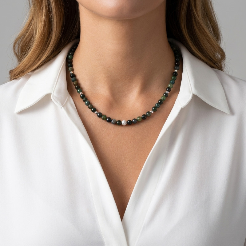 Collier Agate Mousse 6mm et Argent porté
