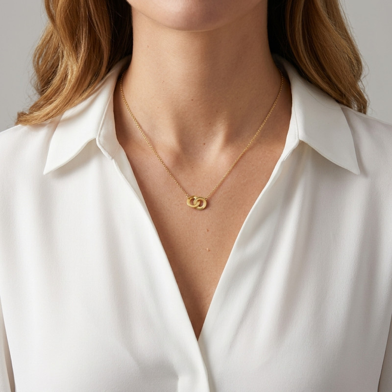 Collier Argent 925 doré Cercles entrelacés porté