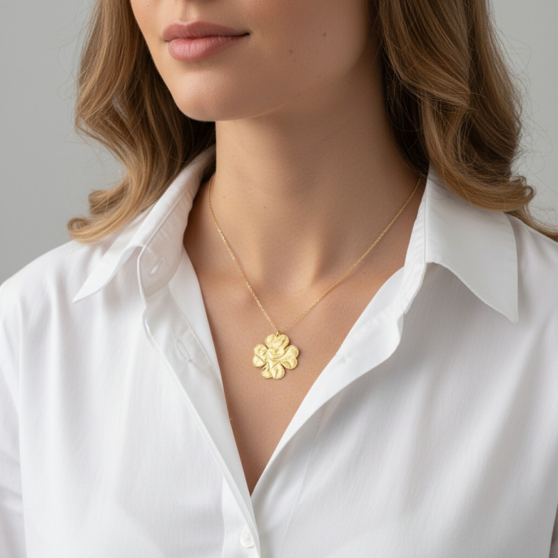 Collier Argent 925 doré réversible trèfle porte bonheur porté