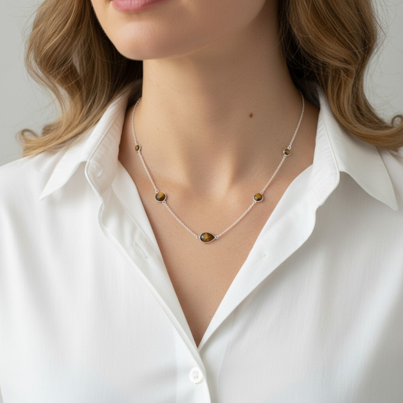 Collier Argent 925 et Oeil de tigre porté