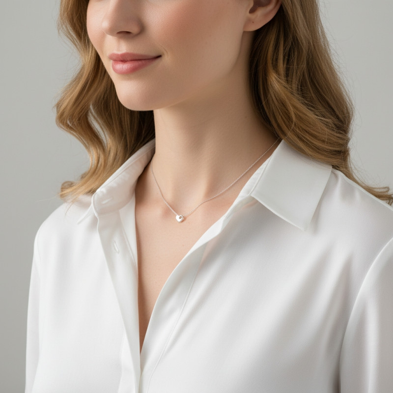 Collier Argent 925 rhodié Cœur  porté