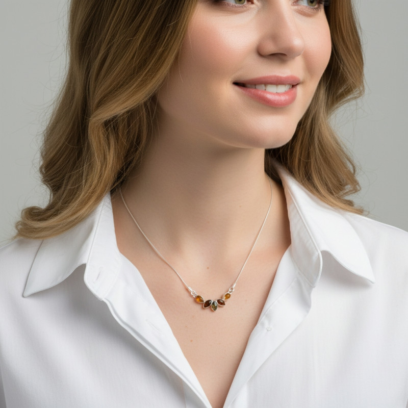 Collier Argent  Ambre Multicolore porté