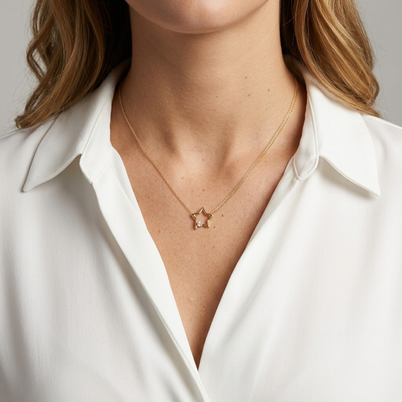 Collier Argent Doré Etoile avec Oxyde de zirconium porté