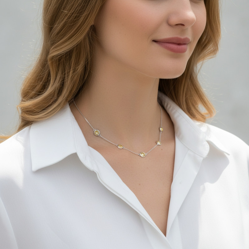 Collier Argent Rhodié Citrine ronde porté