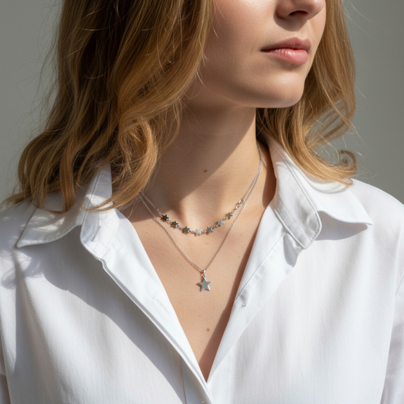 Collier Argent Rhodié Double Chaines Etoiles porté
