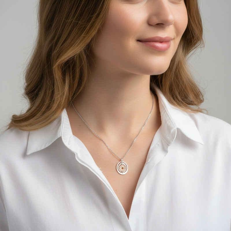 Collier argent rhodié et pendentif 2 tons porté