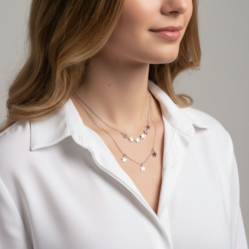 Collier argent rhodié étoiles porté
