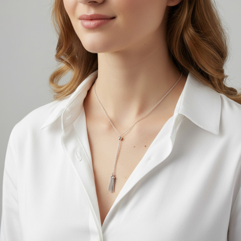 Collier Argent Rhodié Pendants et Boules porté
