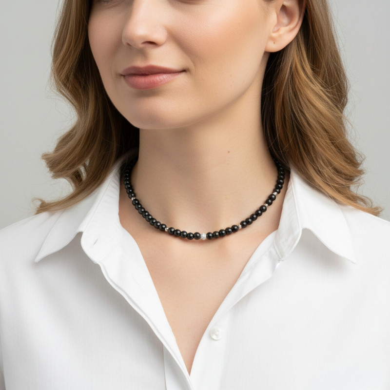Collier Hématite 6mm et Argent porté