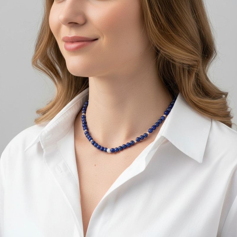 Collier Lapis Lazuli 6mm et Argent porté