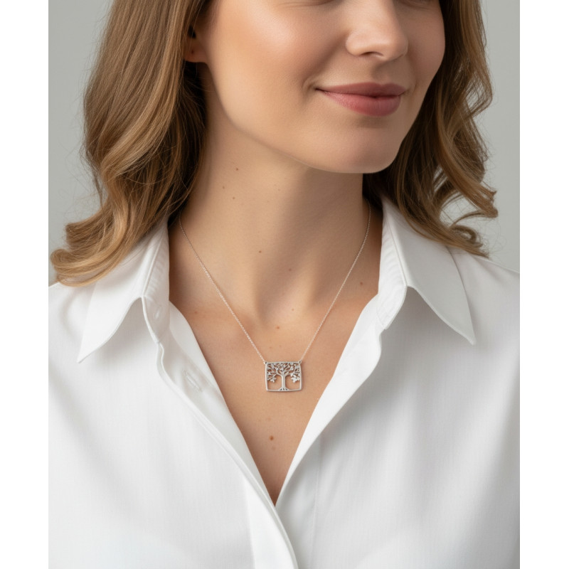 Collier Motif Arbre de Vie Carré en Argent 925 Rhodié 2 tons porté