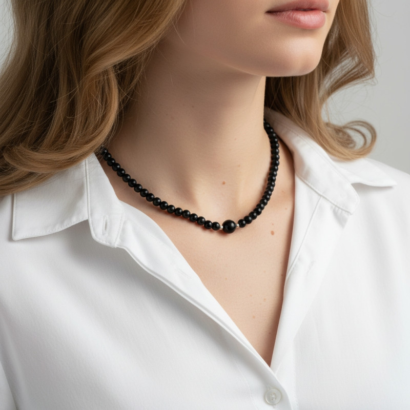 Collier Onyx 6-10mm et Argent porté