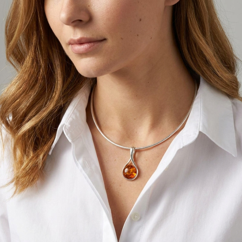 Pendentif Ambre Rond 14mm porté