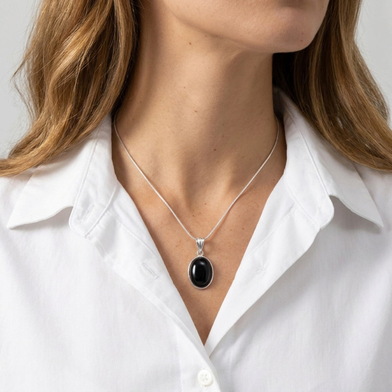 Pendentif Argent 925  Onyx Ovale   19x13mm porté