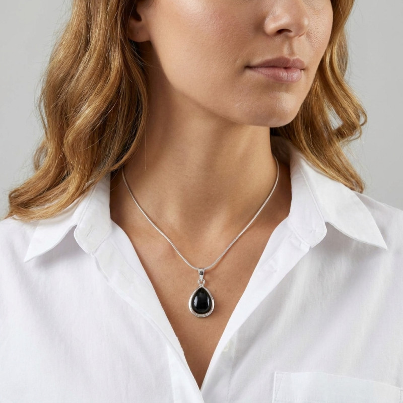Pendentif Argent 925 Onyx Poire 18x13mm porté