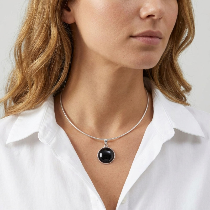 Pendentif Argent 925  Onyx Rond 19mm porté