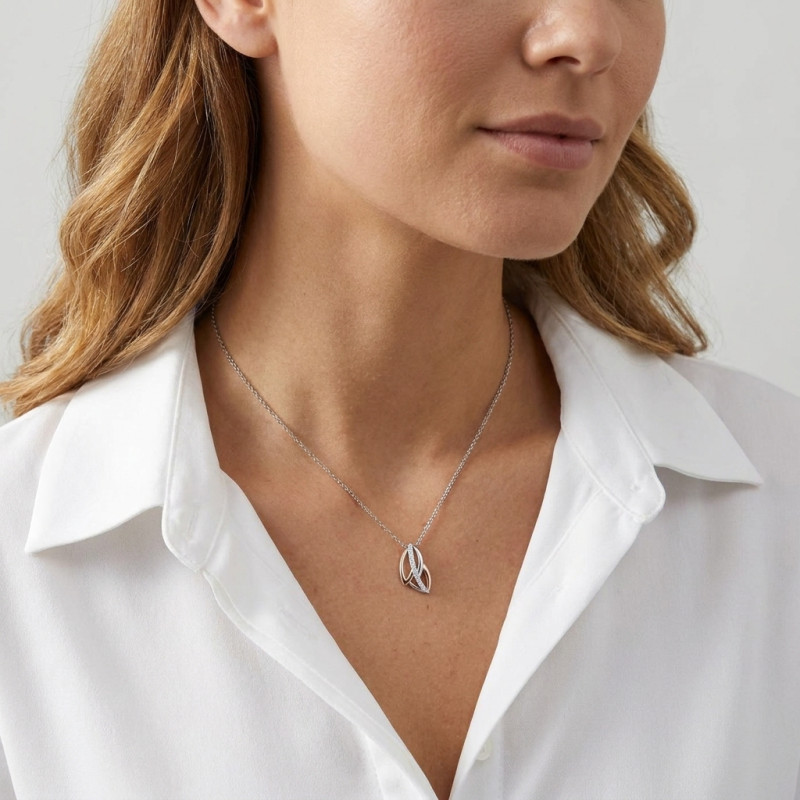 Pendentif Argent 925 Rhodié et Rosé pavés d'Oxydes porté