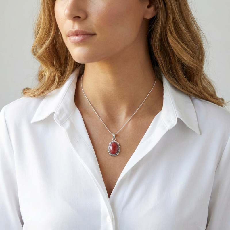 Pendentif Argent 925 Rhodonite Cabochon Ovale 18x12mm porté