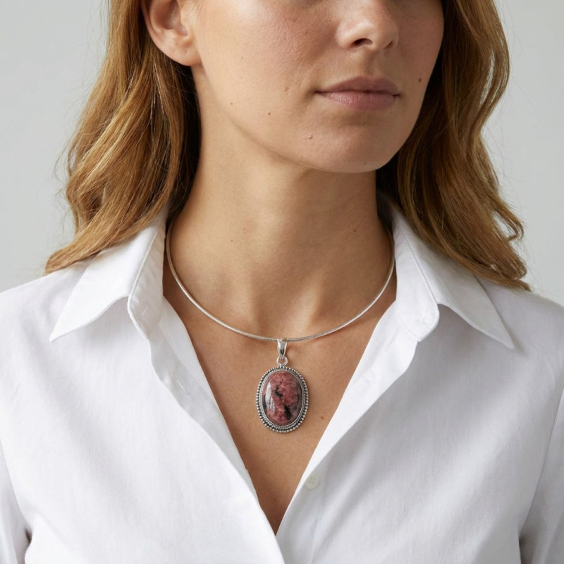 Pendentif Argent 925 Rhodonite Ovale 25x18mm porté