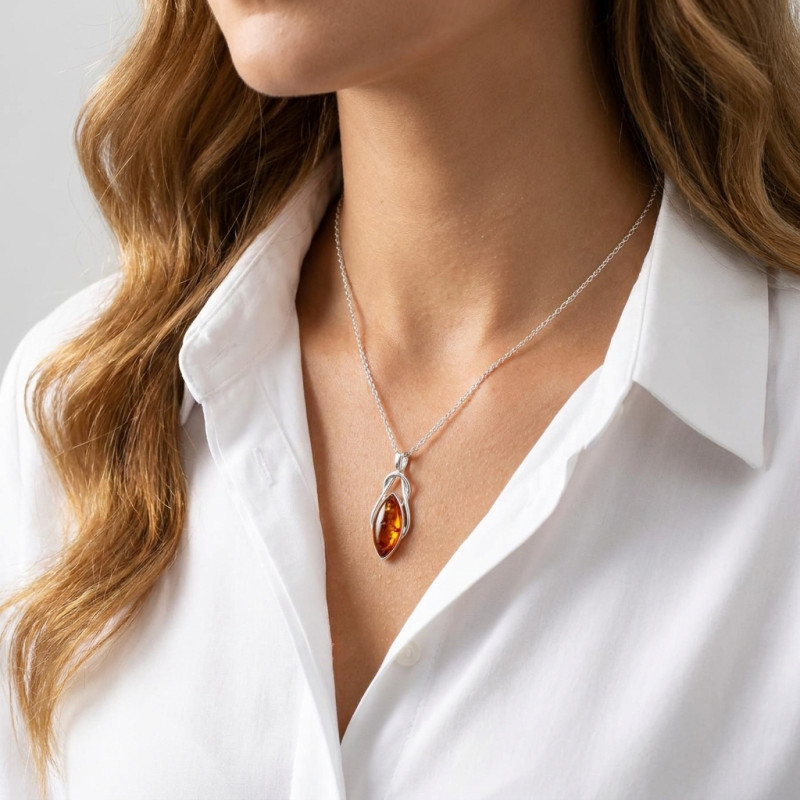 Pendentif Argent  Ambre porté