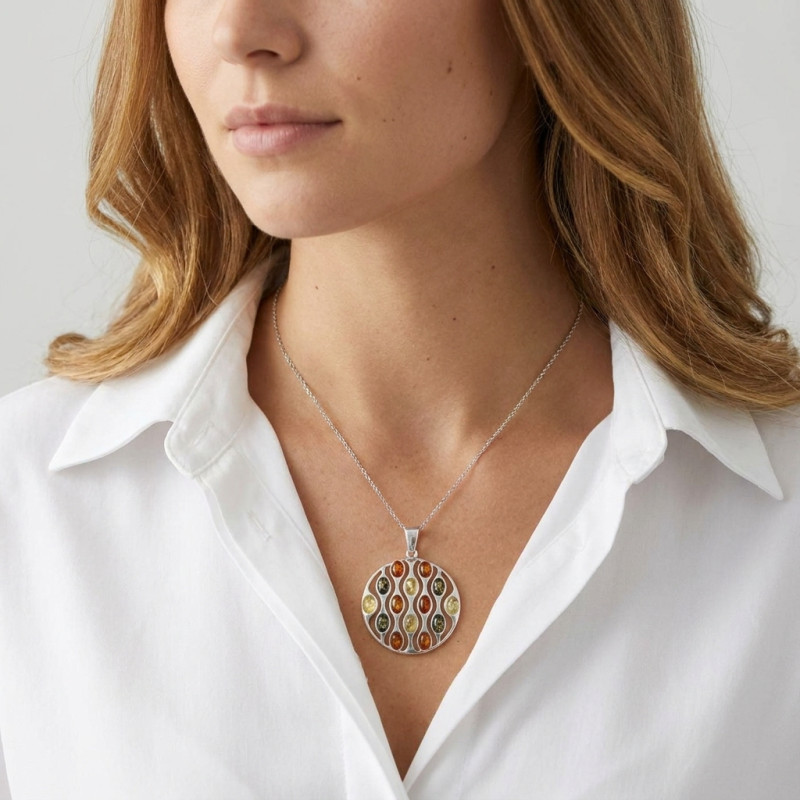 Pendentif Argent Cercle et Ambre Multicolore porté