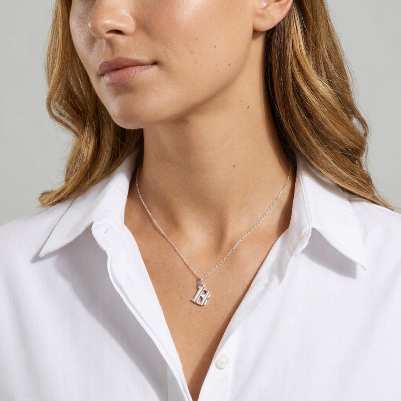 Pendentif Argent  Lettre B - Initale B porté