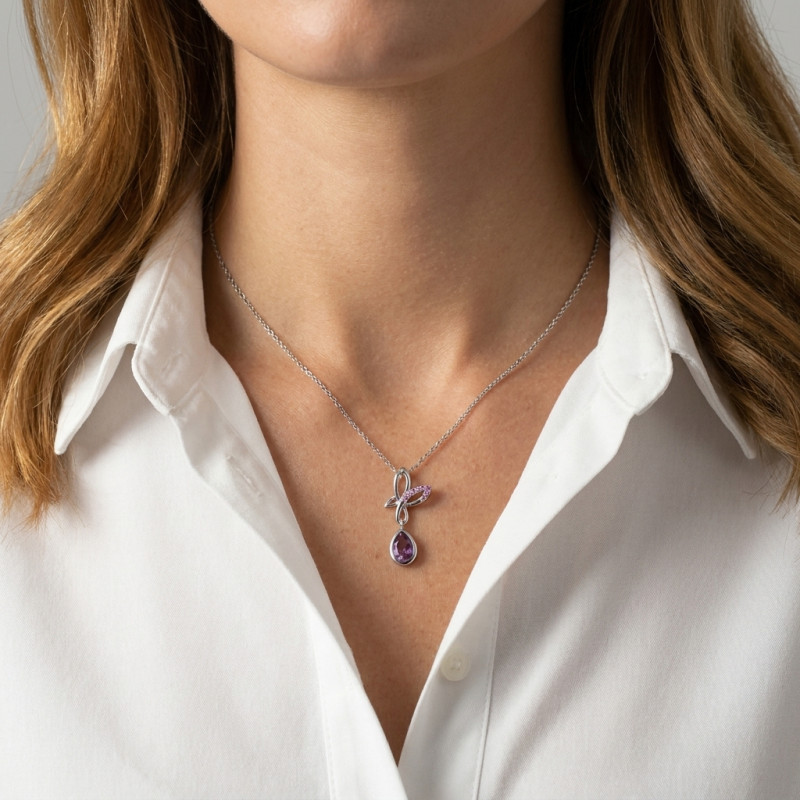 Pendentif Argent Papillon et Améthyste Goutte porté