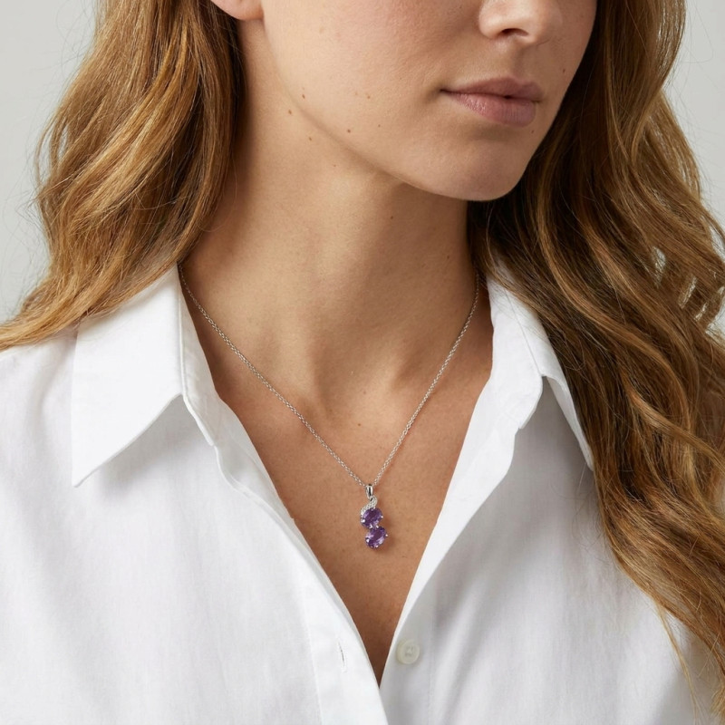 Pendentif Argent Rhodié 2 Améthystes Ovales  porté