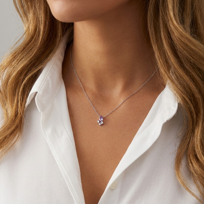 Pendentif Argent Rhodié Améthyste et Oxydes de zirconium porté