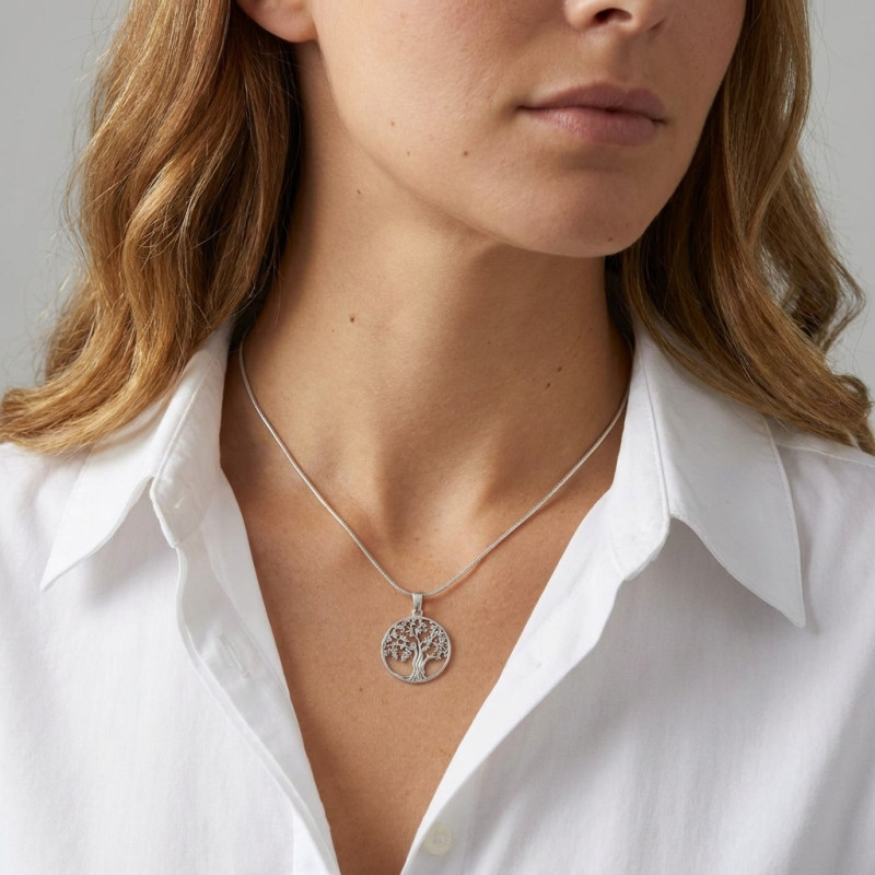 Pendentif argent rhodié arbre de vie 20mm porté