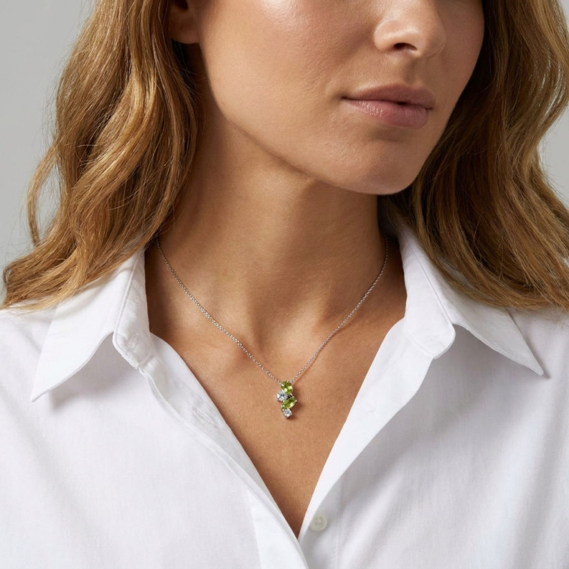Pendentif Double Duo en Argent 925 Rhodié Péridot et Oxydes porté