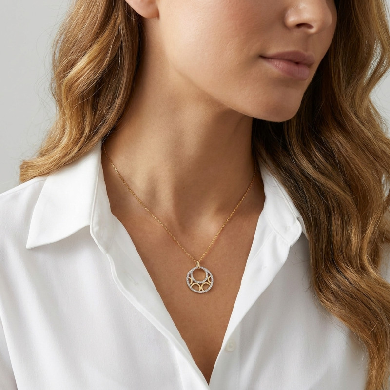 Pendentif Or 750 2 tons et Diamant porté