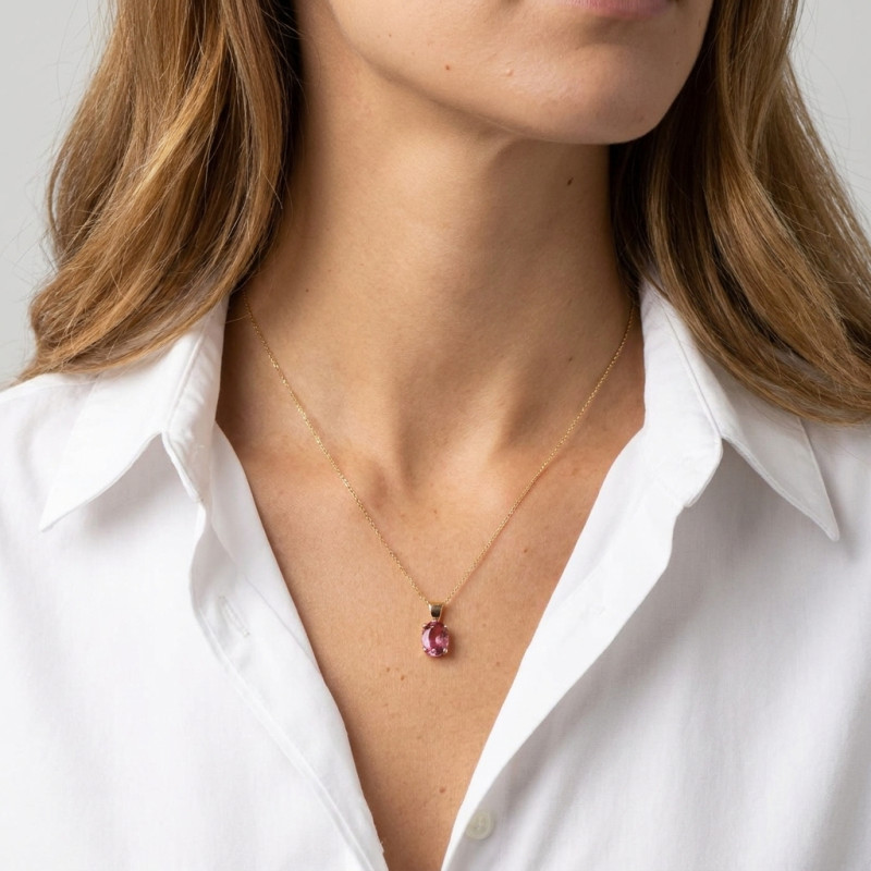 Pendentif Or Jaune 750 Tourmaline Rose Ovale 8x6mm porté