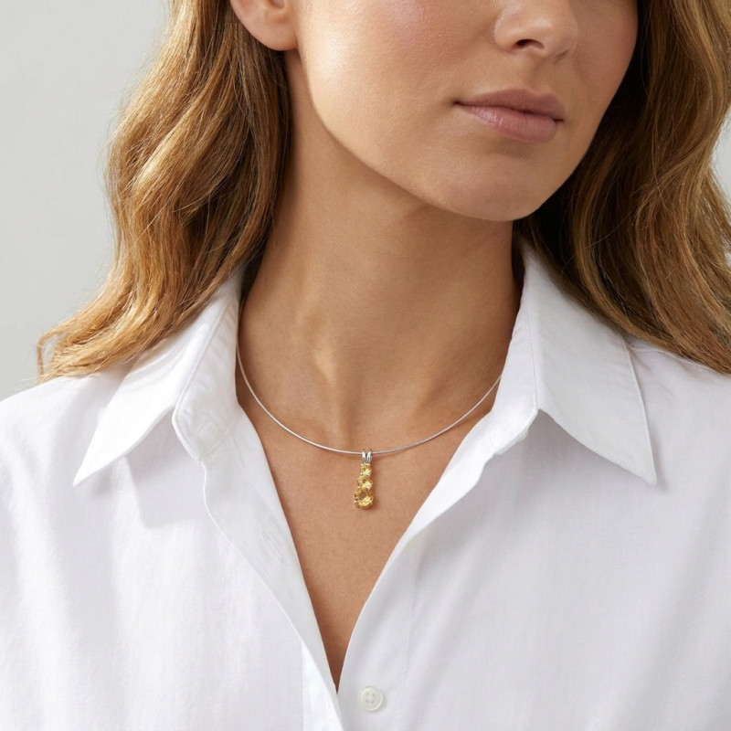 Pendentif Trilogie Argent 925 et Citrine porté