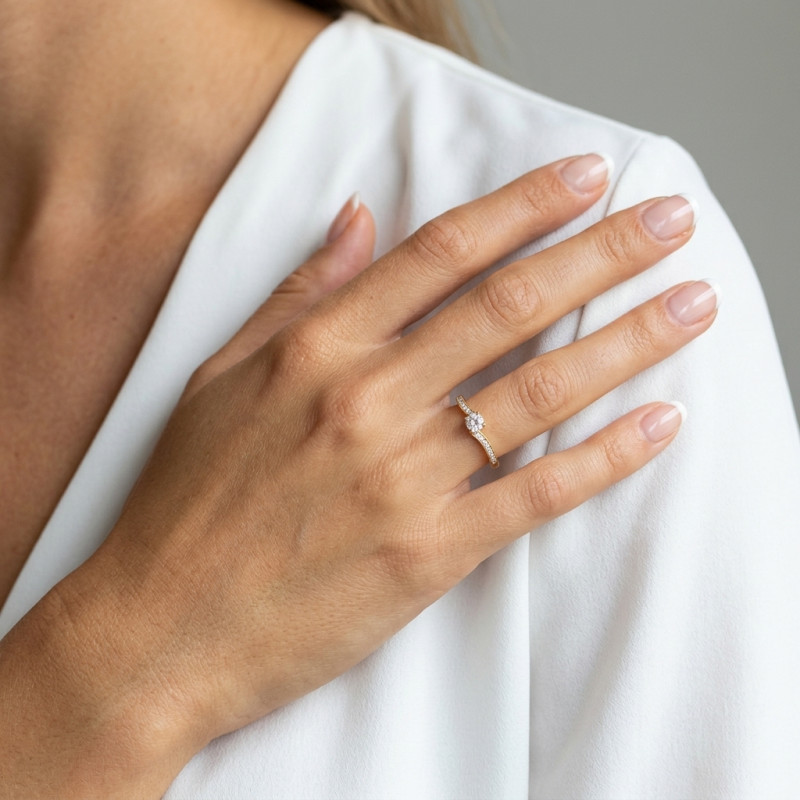 Solitaire Or Jaune 750  Diamant  0.20 carat porté