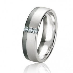 Alliance prestige en Or 750.. Largeur de l'alliance: 6mm. Epaisseur du corps : 1.6 mm. Poids diamant : 0.09 carat. Qualit&...