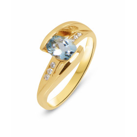  Bague Or Jaune 750 sertie d une aigue marine ovale de7x5mm (0,65 carat) 6 diamants pour un poids total 0,07 carat Largeur...