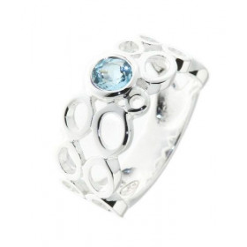 Bague style très actuel sertie d une pierre ronde La pierre varieté Topaze bleue traitée est taillée à facettes La pierre ...