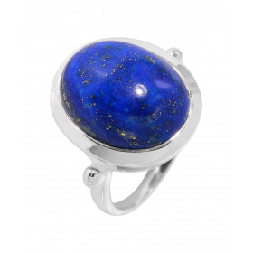 Bague sertie d'un Lapis lazuli ovale. Pierre taille cabochon de 14mm de long par 12mm de large. Serti clos