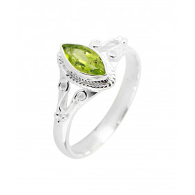 Bague Argent 925 Péridot Navette 8x4mm Bague Argent 925 sertie d une pierre 8x4mm Pierre taillée à facettes montée serti c...