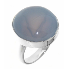 Bague Argent 925 Calcédoine Bleue. Cette bague est sertie d'une pierre de 20mm de diamètre. La pierre est ronde et taillée...