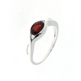 Bague Argent 925 Grenat sertie d une pierre ovale 7 x 5 mm Largeur sur doigt (vue dessus) : 6.7 mm 