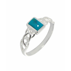  Bague au style celtique sertie d une petite Turquoise reconstituée rectangulaire La pierre variété est taillée cabochon m...
