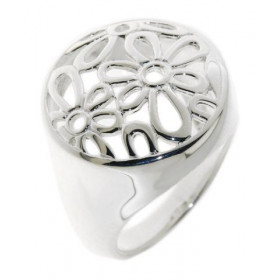 Bague Argent 925 type Chevalière avec motifs fleurs ajourés. Largeur sur doigt (vue de dessus) : 20 mm. 