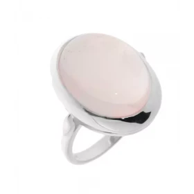 Bague Argent 925 et Quartz Rose. Monture classique sertie d'une pierre Quartz Rose. La pierre est taillée en cabochon, ell...