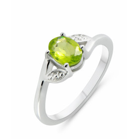 Bague Argent Rhodié Péridot Ovale 7x5mm Bague sertie d une pierre ovale 7x5mm Corps motifs perlés Pierre sertie à griffes ...